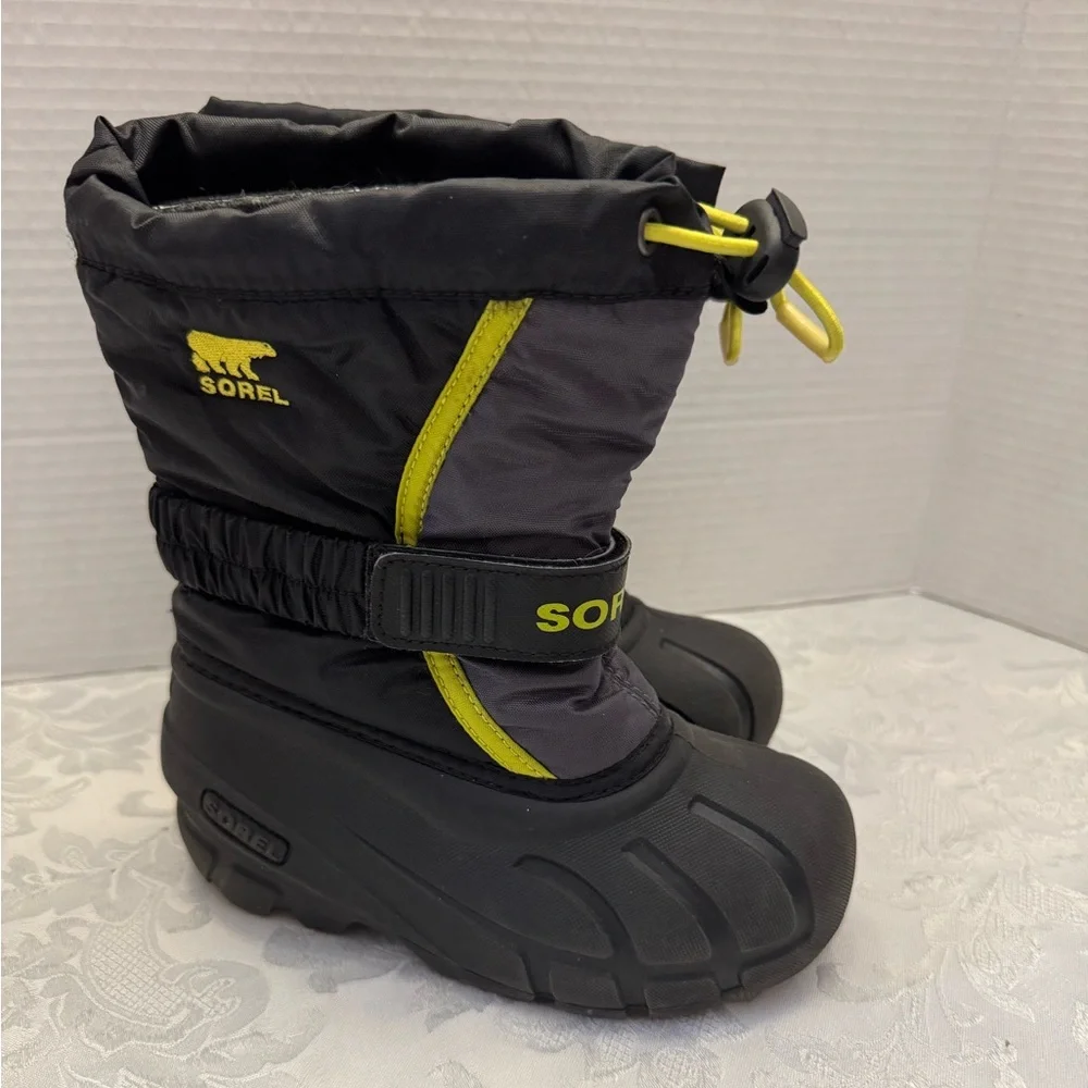 Sorel Children’s Flurry Snow Boot Black Yellow Kids‎ 11 Waterproof Warm